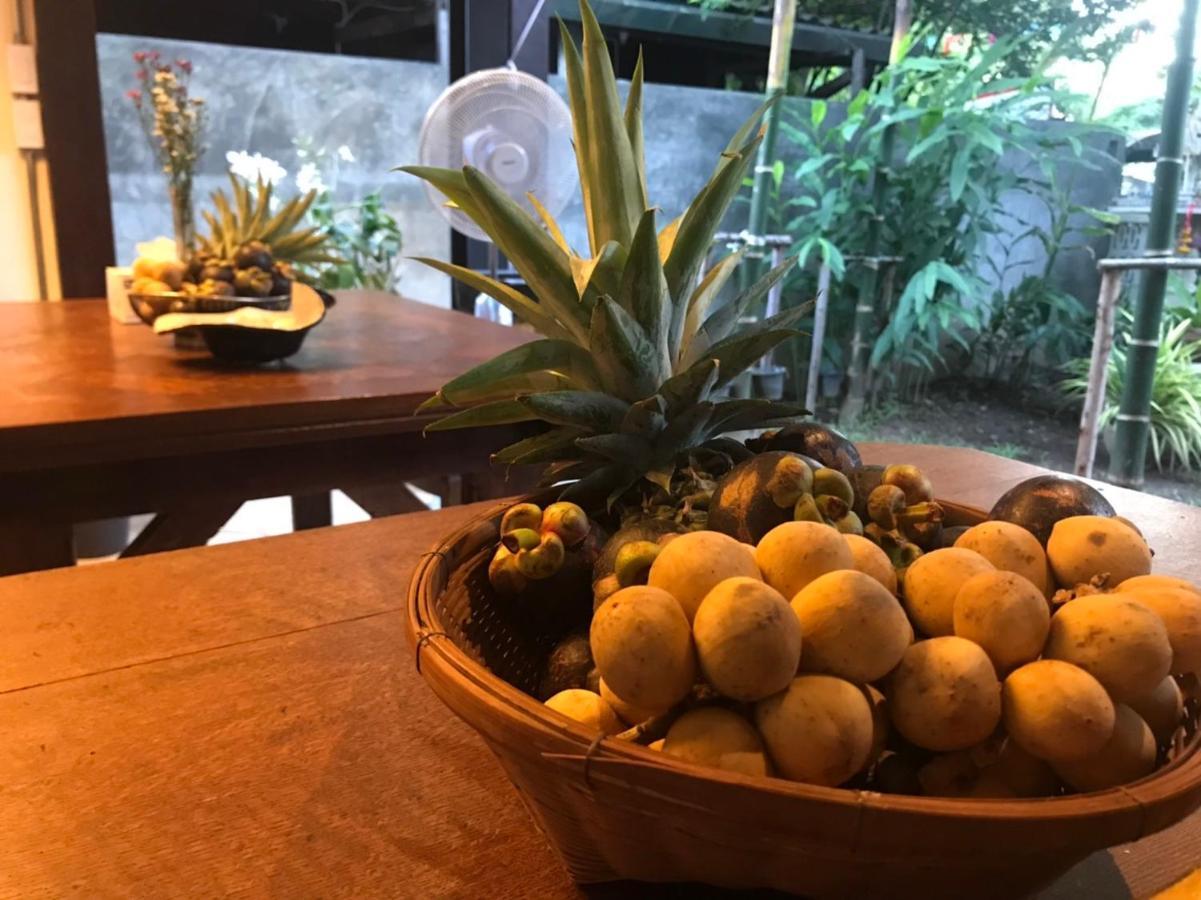 The Eight Ratvithi House Hotel Chiang Mai Exterior foto