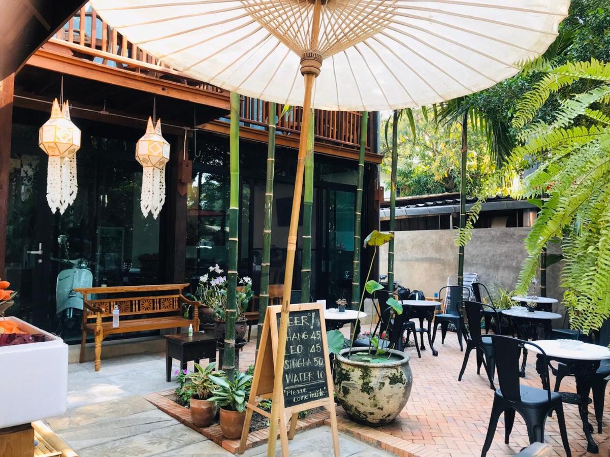 The Eight Ratvithi House Hotel Chiang Mai Exterior foto